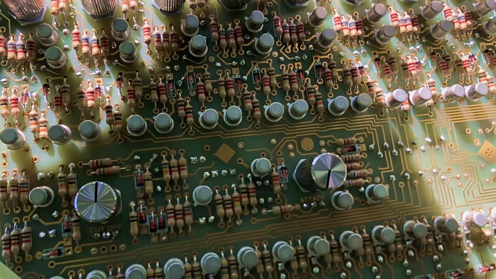 POLYGENE XK polyphonic synth – LA Priest